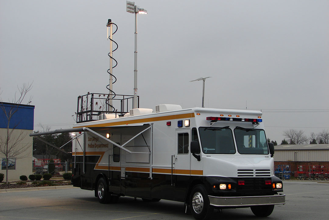 Step Van_Command Center_ Exteriorcropped